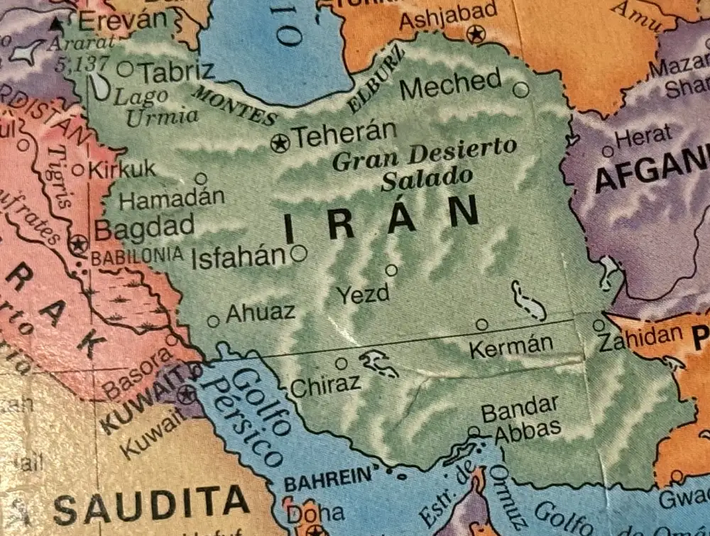 Irán - EEUU: No hay acuerdo y Trump anuncia bloqueo total a Ormuz con buques de la US Navy