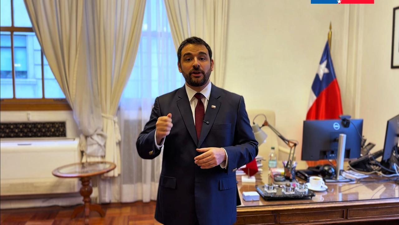 Terremoto en Hacienda: Renuncia subsecretario Juan Pablo Rodríguez