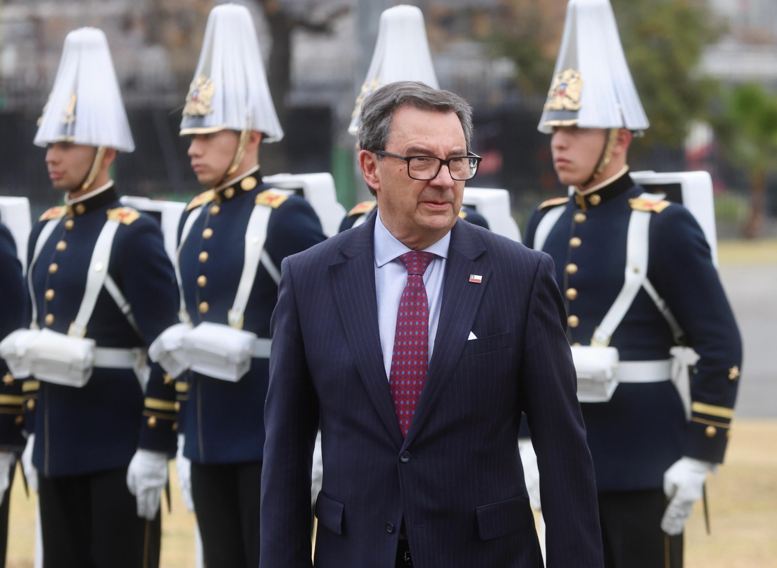 Barros niega ausencia en emergencia y defiende viaje a Hawái: “No andábamos ni el mundial, ni de vacaciones”