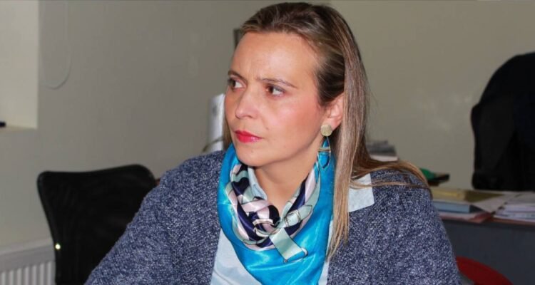 Minsal pide la renuncia de Seremi de Los Lagos en medio de acciones administrativas y judiciales