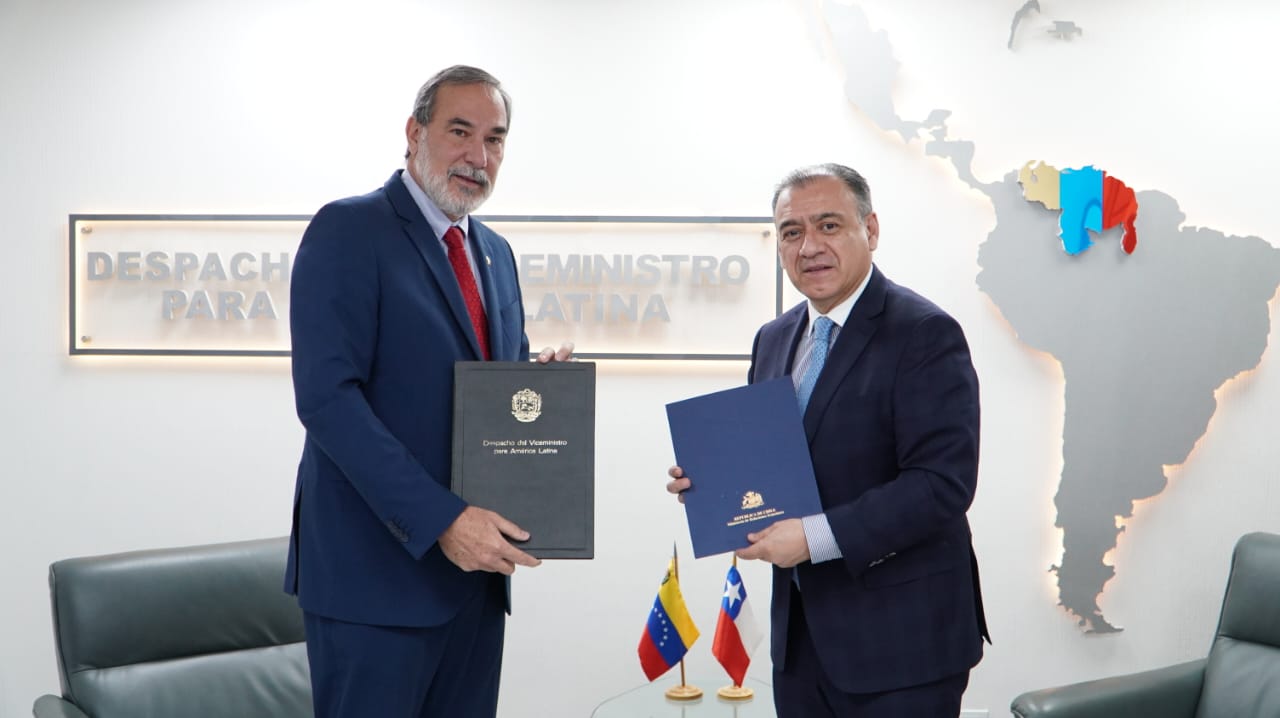 Chile y Venezuela formalizan reinicio de relaciones consulares