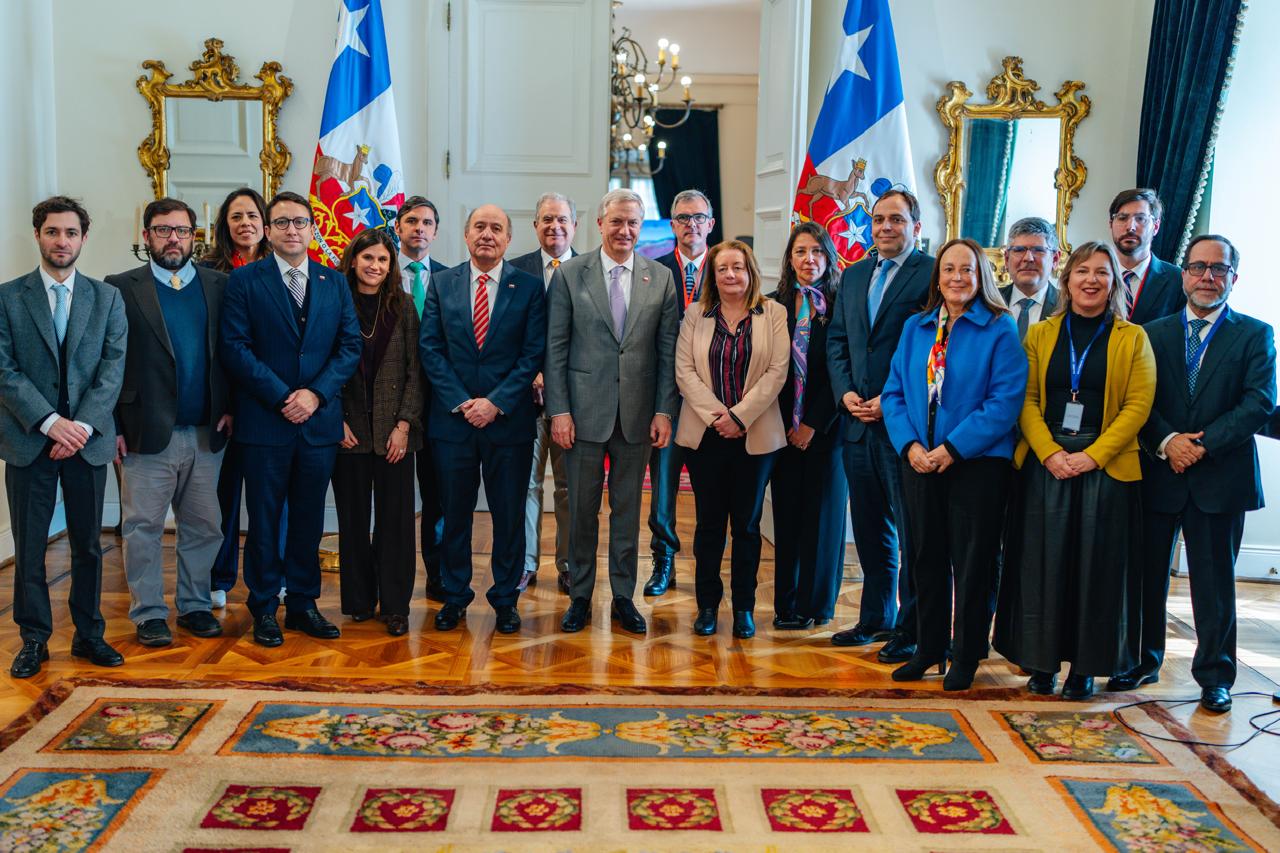 Gobierno presenta Comisión Asesora para modernizar el empleo público