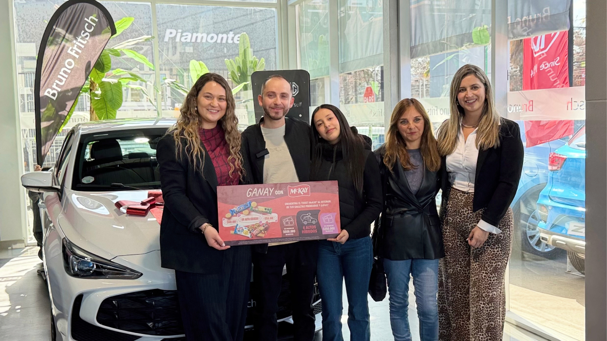 McKay entregó el primer auto híbrido de su gran concurso