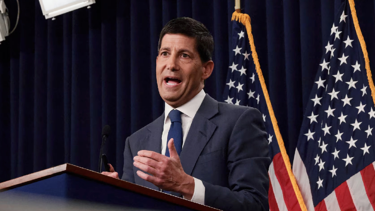 Kevin Warsh debuta en Jackson Hole con un mensaje firme contra la inflación y devuelve la tranquilidad a los mercados 