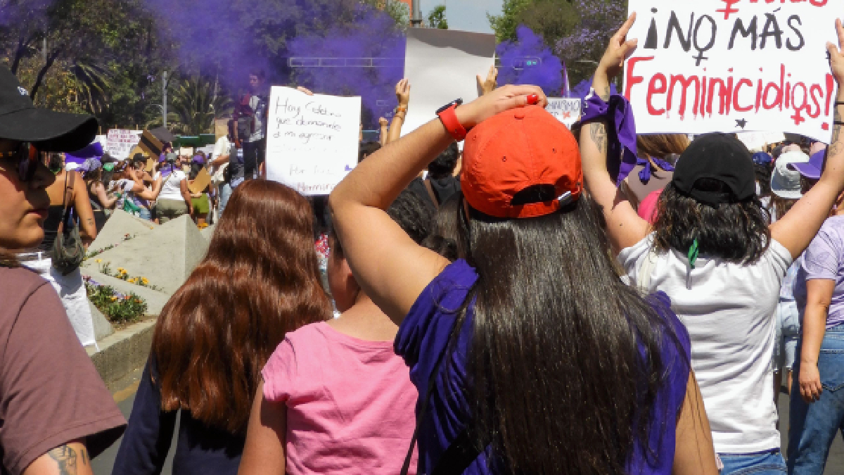 ¿Cómo reducir los feminicidios en el país? Experta analiza cómo reforzar el papel de las instituciones