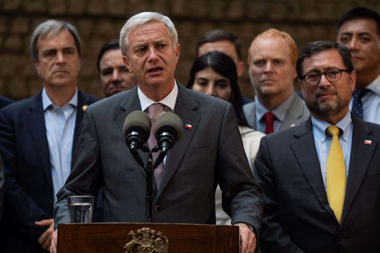 Pdte Kast blinda a Pérez Mackenna ad portas de interpelación y cuestionamientos: “Cuenta con todo mi respaldo”