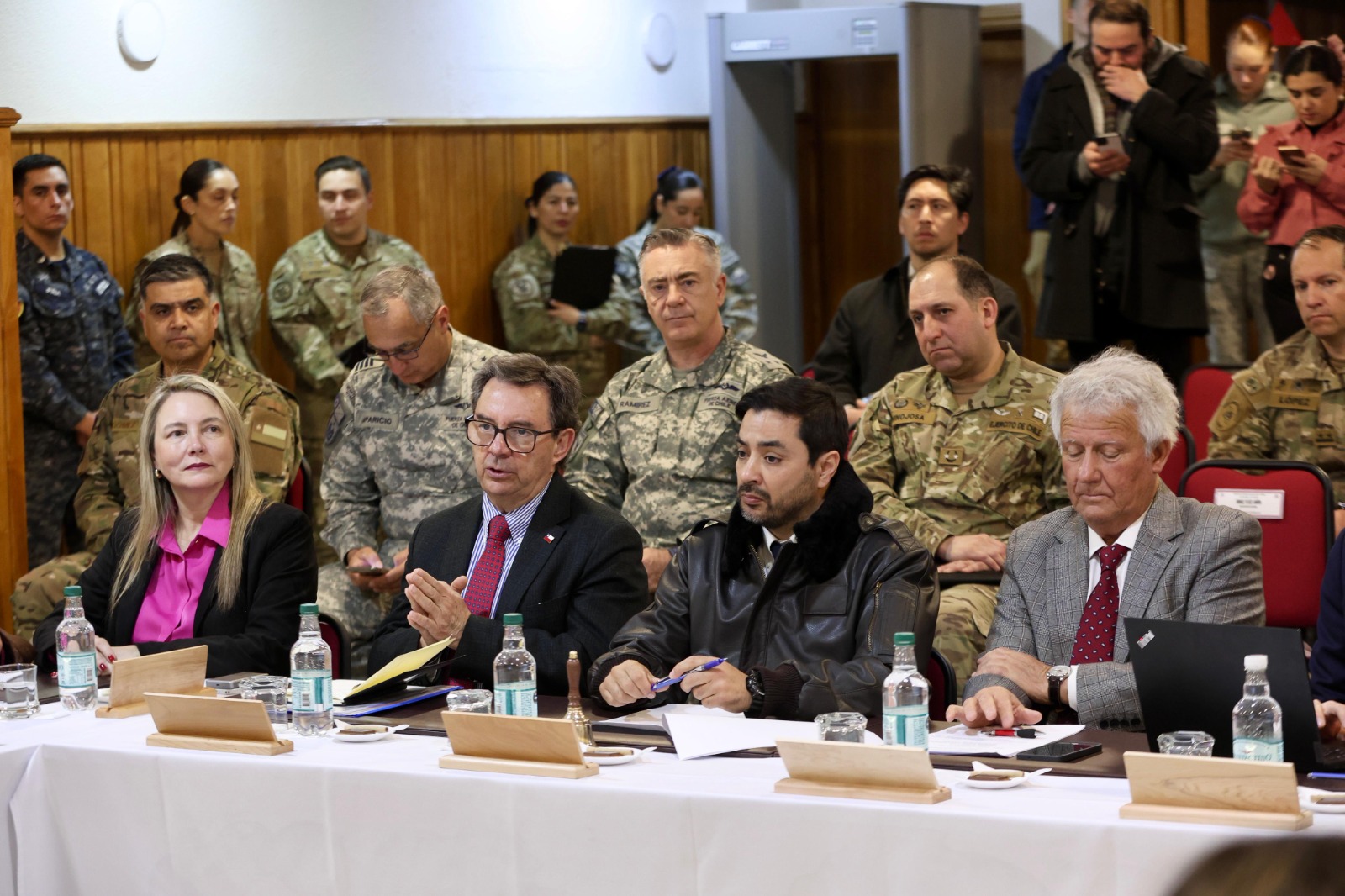 Barros marca diferencia entre “Coalición contra los Cárteles” y “Escudo de las Américas”: Dice que en el primero se mantiene en evaluación su incorporación