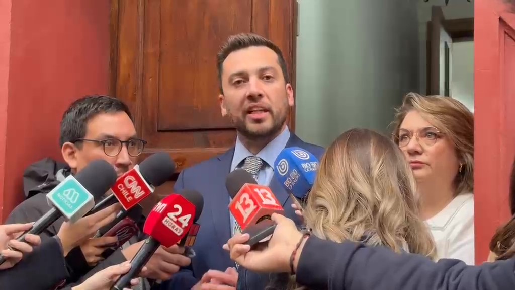 Timonel del PPD dispara contra el Ejecutivo: “Estamos en emergencia y ahora necesitamos un Gobierno de emergencia”