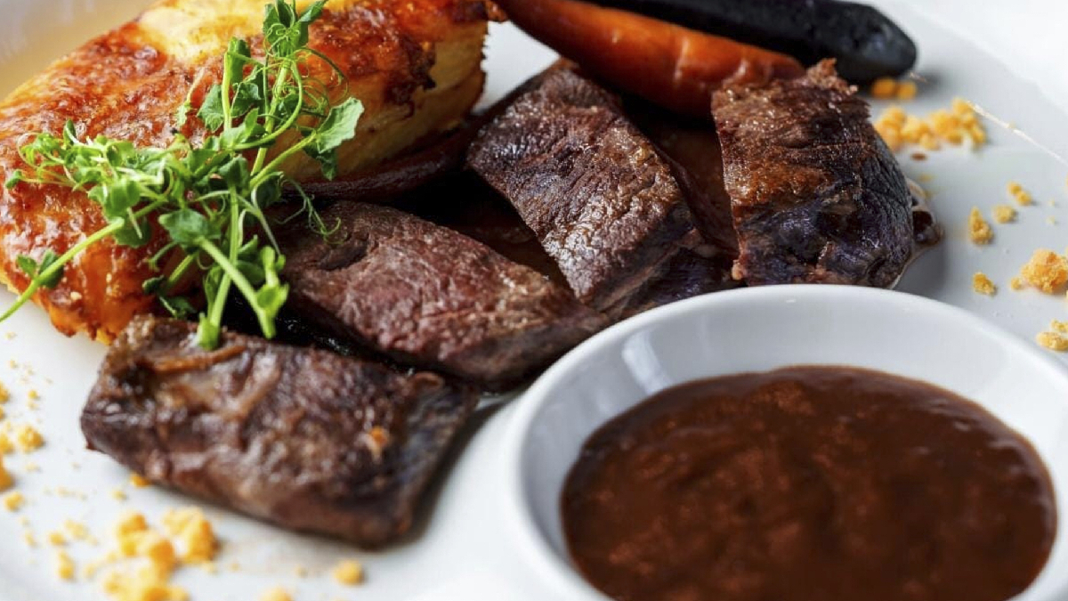 ¿Qué hace único al cordero magallánico? Los secretos de uno de los grandes sabores de la Patagonia