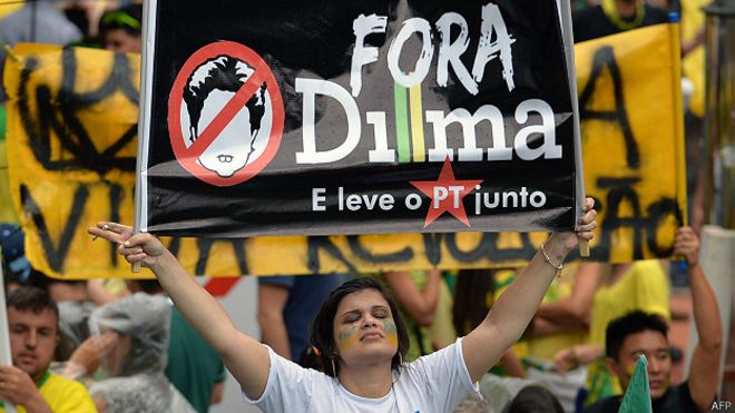 Presidenta de Brasil elimina 10 de los 39 ministerios