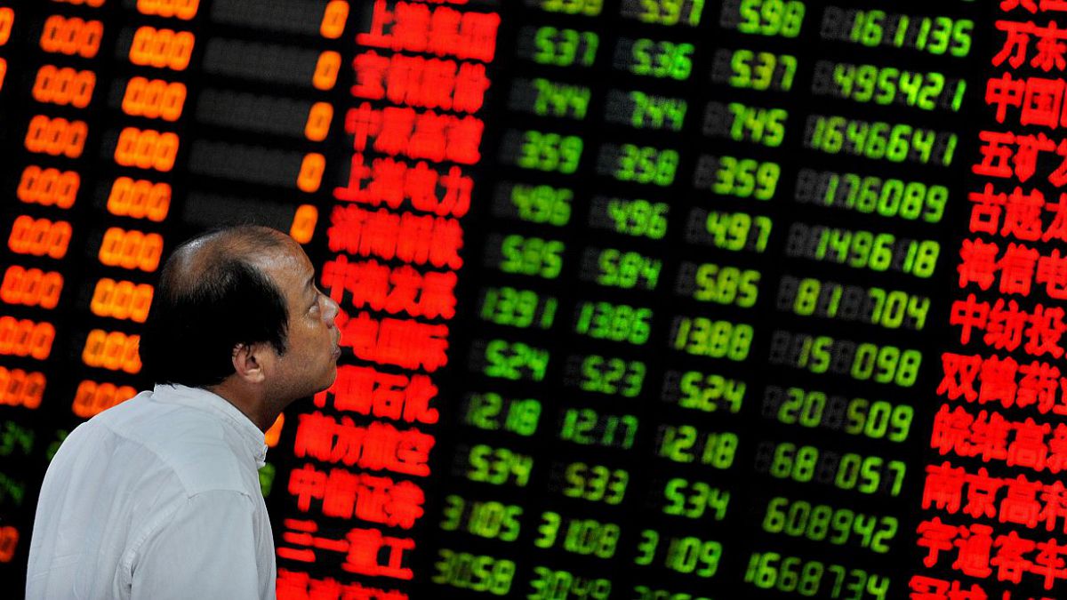 Bolsa de China cae 8,4%  y cobre baja a US$ 2,24