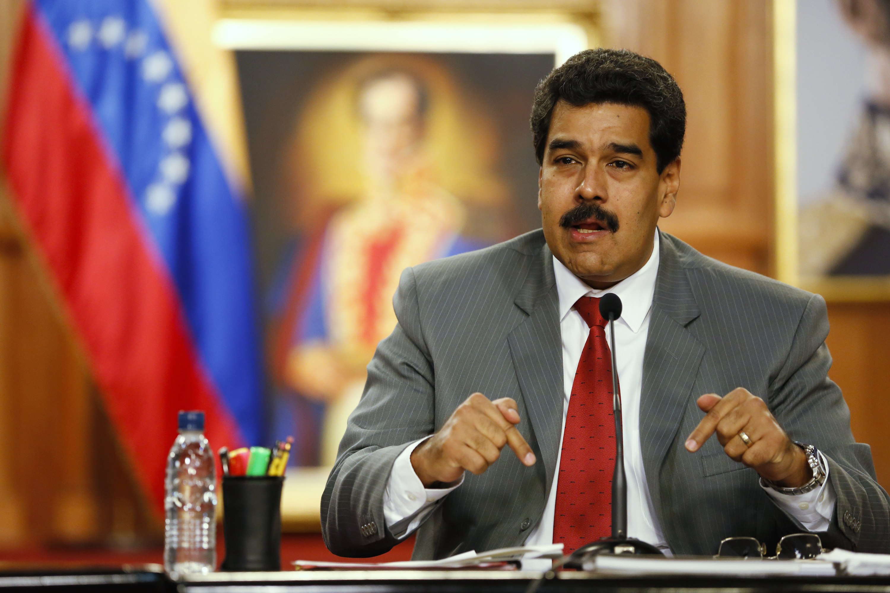 Maduro envía duro mensaje a los críticos de la detención del líder disidente Leopoldo López: «Estamos vacunando a la patria de un Pinochet»