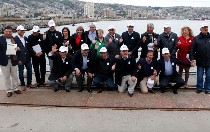 Oficializan “Alcaldes (de Derecha) Por Chile”: La nueva fractura de la Alianza