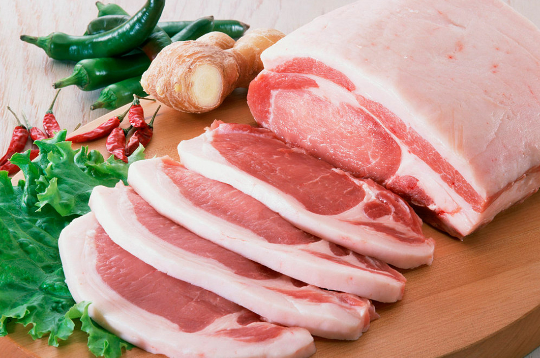 Comer carne de cerdo mal cocida puede ser muy dañino para la salud