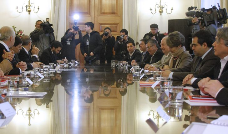 Comité Político en La Moneda: Nueva Mayoría busca llegar a acuerdo de agenda prioritaria