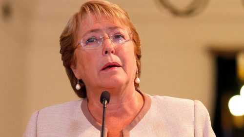 1424696371_bachelet-por-dvalos
