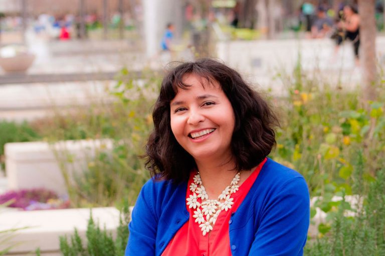 Escritora chilena es nominada a importante premio en Estados Unidos