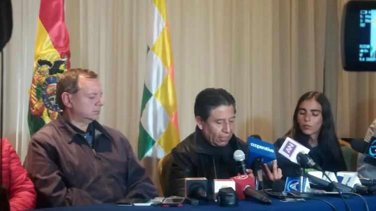 (VIDEO) Visita de comitiva boliviana a Antofagasta concluye con desafiante “Marcha Naval”