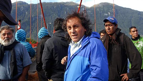 Pescadores de Aysén denuncian: “Iván Fuentes debe reconocer que las pesqueras y Piñera lo compraron para impulsar la Ley Longueira”