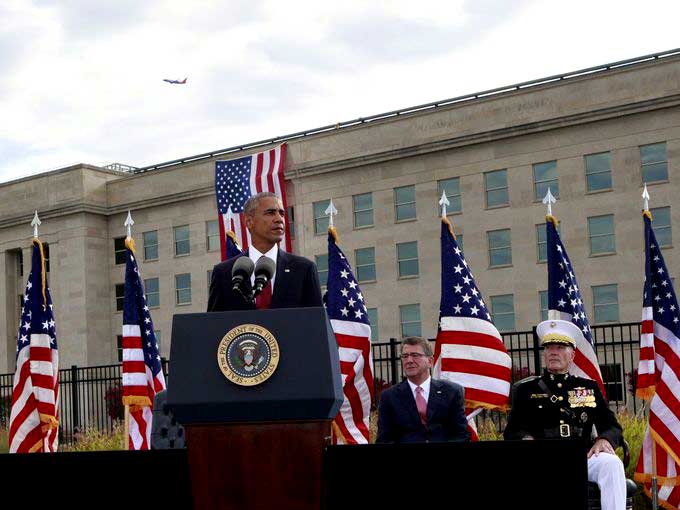 Presidente Obama encabeza ceremonia por 15 años del S-11