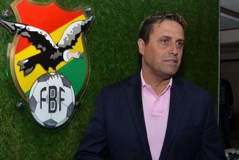 Ángel Guillermo Hoyos DT de Bolivia: “Es un partido especial, pero no deja de ser un partido”