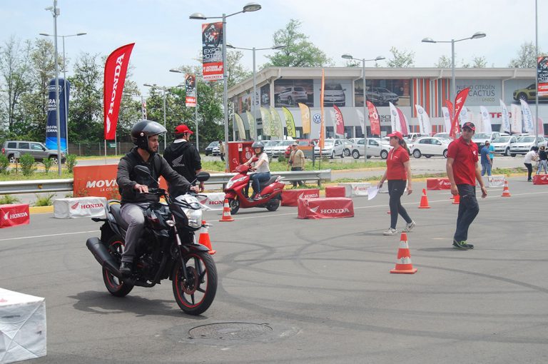 Clases gratuitas de Honda para aprender a andar en moto se tomarán Valparaíso