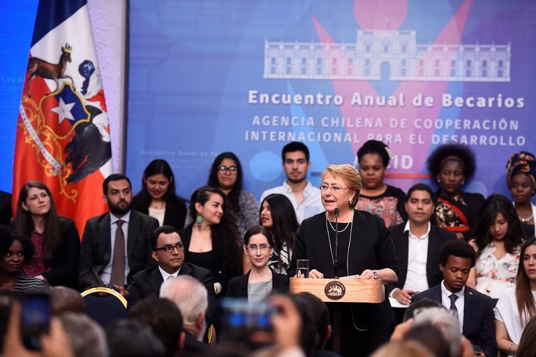 Bachelet por Cartel de los Pañales: “Esas malas prácticas afectan directamente la confianza”
