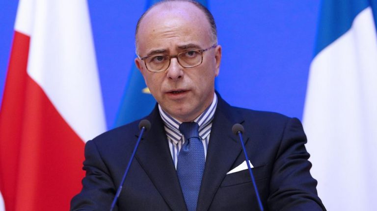 Hollande nombra a su ministro del Interior como Primer Ministro en reemplazo de Valls