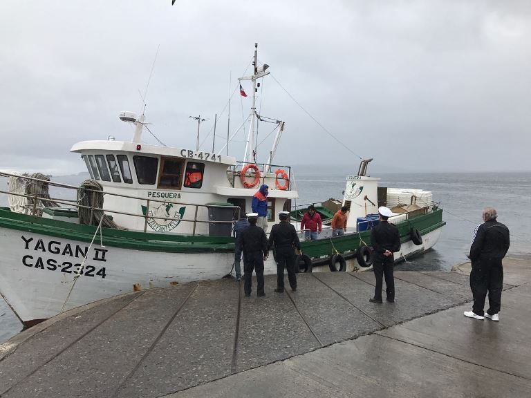 Armada realiza intensa búsqueda de patrón de lancha pesquera desaparecido en Chiloé