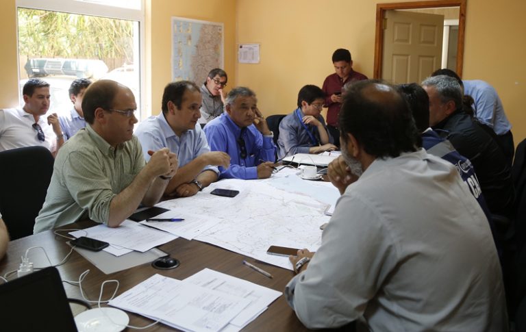 Ministro de Obras Públicas coordina tareas de emergencia en Región del Biobío, zona decretada de catástrofe