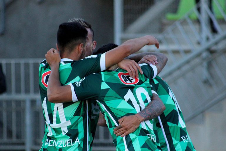 Wanderers golea a Palestino en Valparaíso: 5 a 2