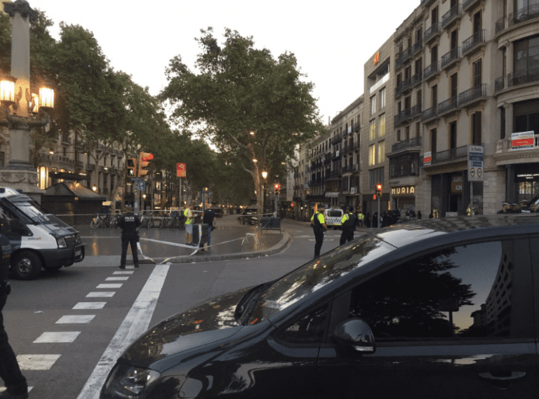 Estado Islámico se atribuye atentado en Barcelona