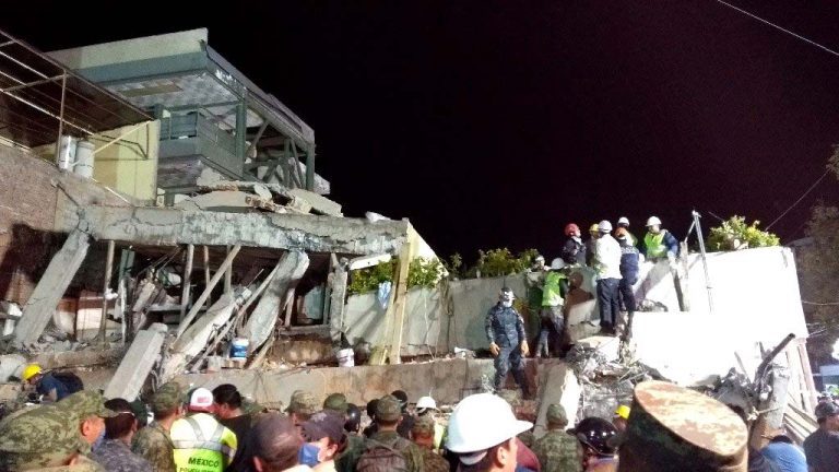 Actualizado: Terremoto México muertos suben a 224 y más de 40 edificios derrumbados