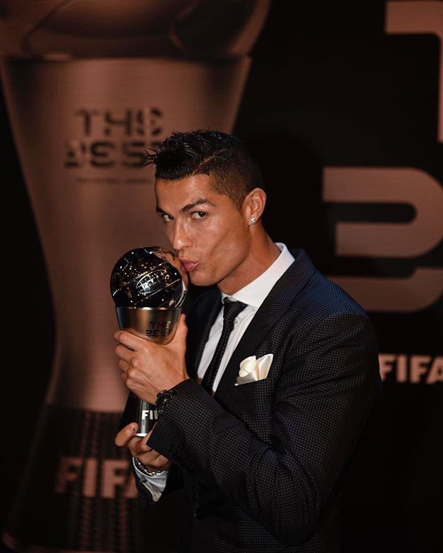 The Best FIFA Football Awards: Ronaldo, Zidane, Martens y Wiegman triunfan en Londres