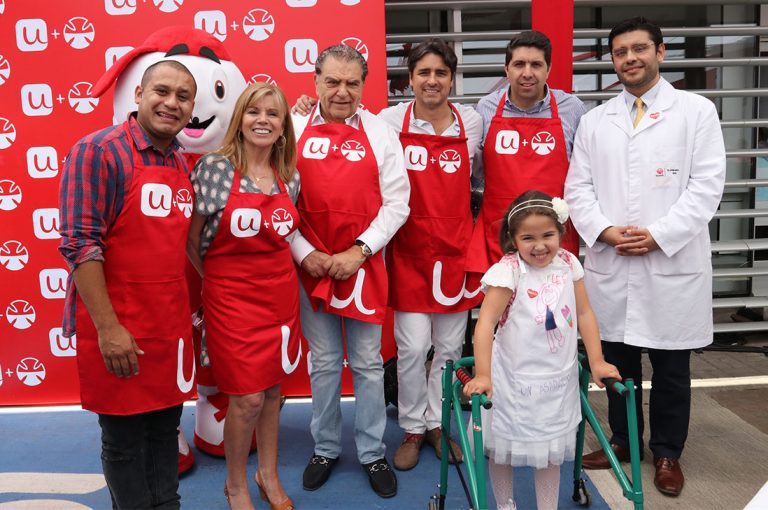 Unimarc invitó a los chilenos a entregar sus “Buenos Deseos” a los niños de la Teletón