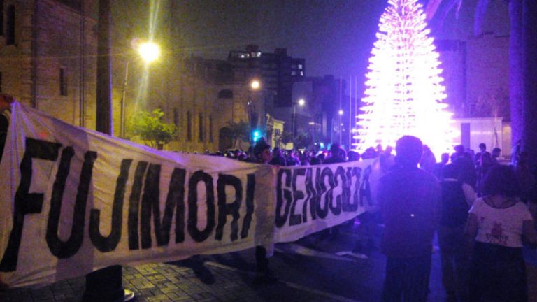 Indulto a Fujimori provoca protestas en toda Lima