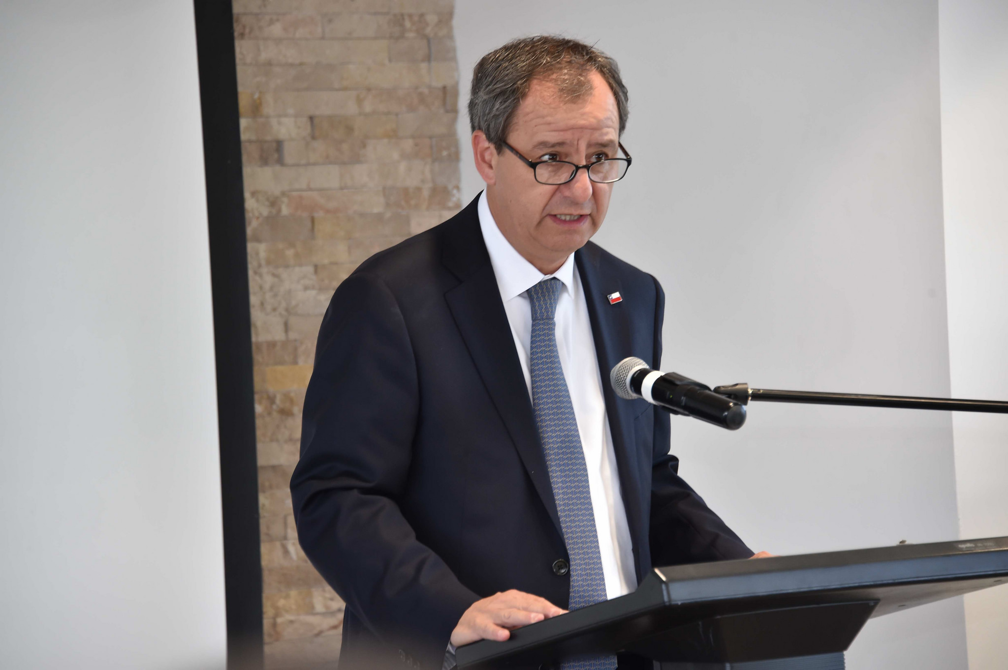 Ministro de Educación Gerardo Varela