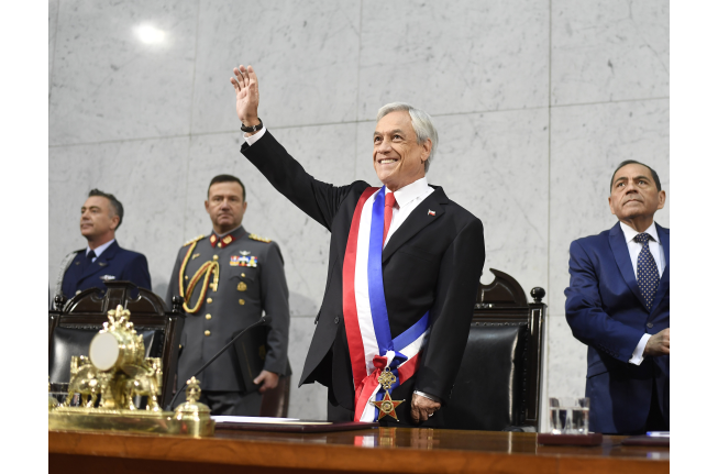 Maya Fernandez le da duro a Piñera: “El Presidente quiere ser el Patricio Aylwin de nuestros tiempos, pero se equivoca”