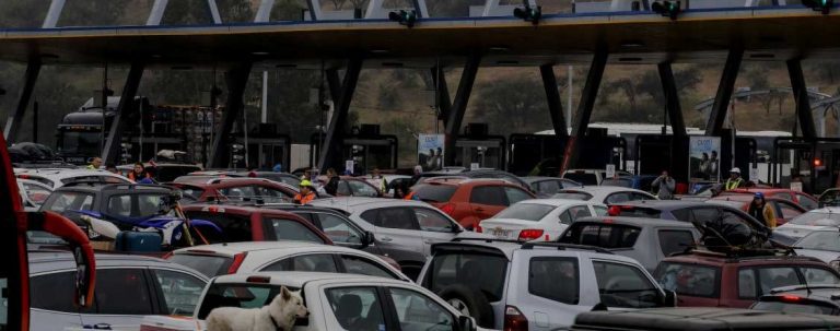 Colapsa Ruta 5 Sur: Tiempos de viaje de Santiago a Talca tarda ocho horas y Concesionaria pide “CALMA”