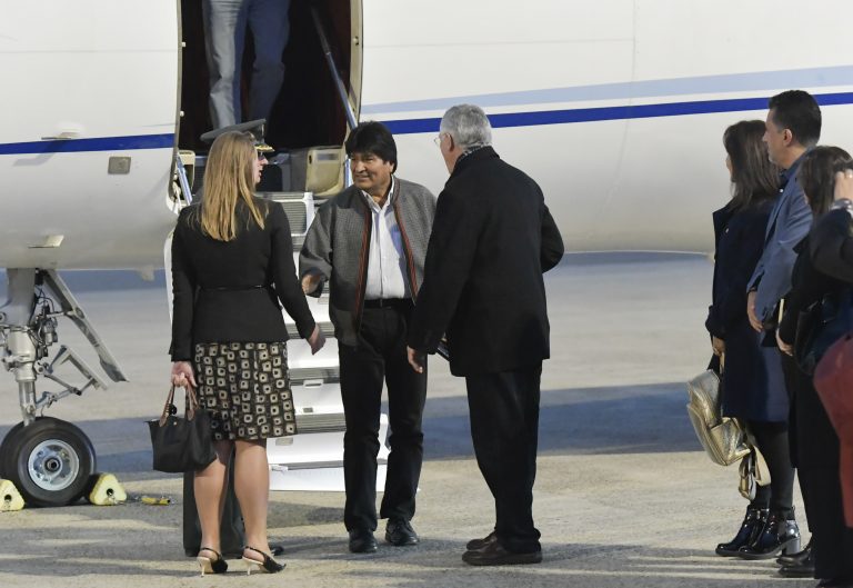 Evo Morales ya se encuentra en La Haya para escuchar el fallo de la CIJ