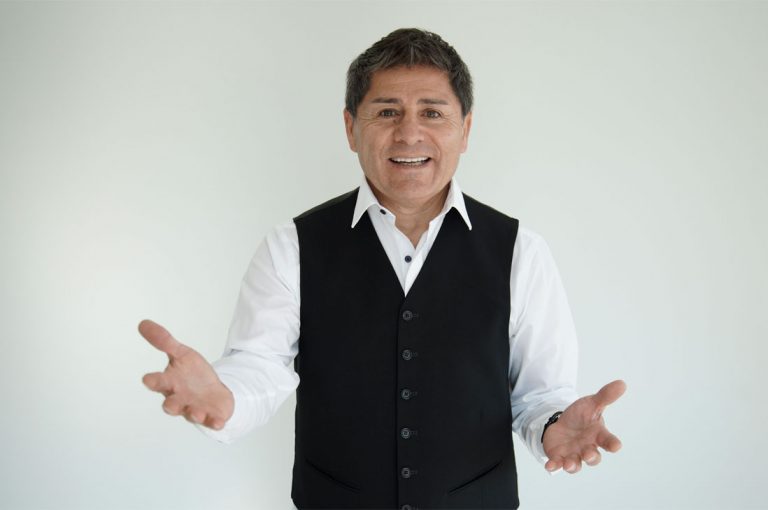 “Charola Pizarro”  estrena su nuevo espectáculo “Risas con más Gigas”