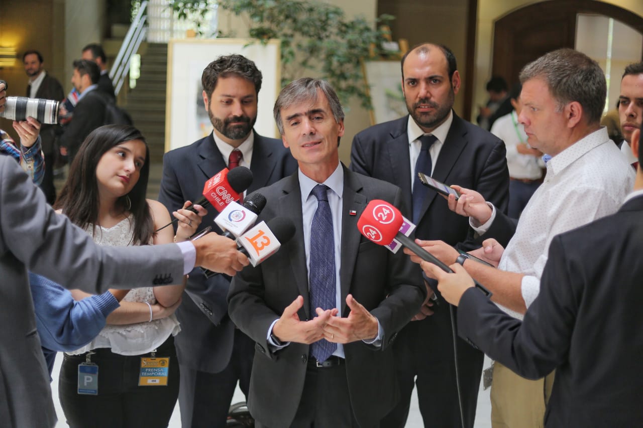 José Ramón Valente en el Congreso