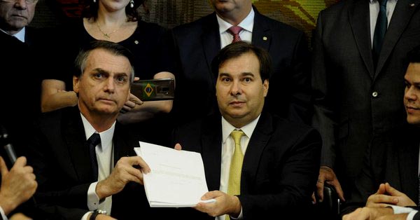 Brasil: Bolsonaro anuncia reforma a sistema de pensiones, ¿aplicará el cuestionado modelo se AFP de Chile?