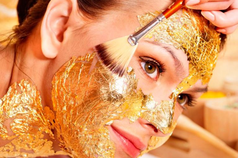 Innovadora máscara de oro de 24k promete rejuvenecer el rostro