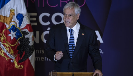 Piñera pide a parlamentarios de Chile Vamos tener fe para aprobar proyecto de control de identidad