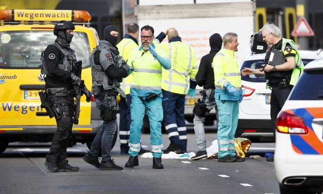 Holanda: Varios heridos deja una balacera en Utrecht y atacante sigue prófugo