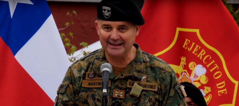 Comandante en jefe del Ejército fija un exigente código de conducta desde soldado a general