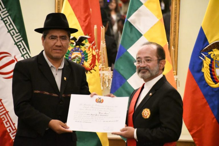 Bolivia busca estrechar más relación con Irán