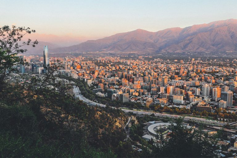 Santiago, la Serena y Puerto Montt se destacan entre los destinos favoritos para viajar en Semana Santa