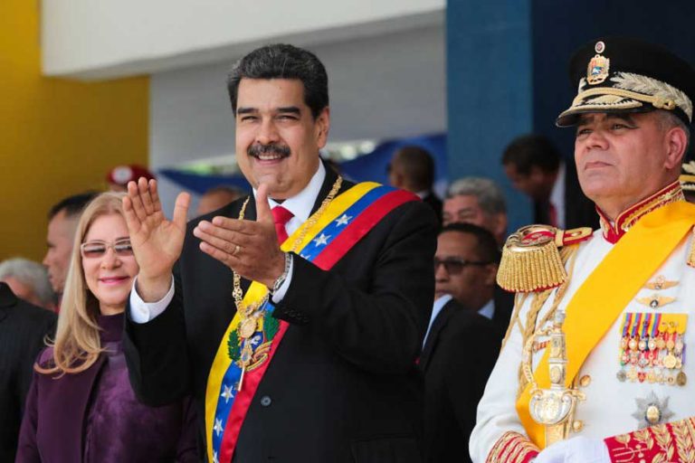 Venezuela: Maduro ratifica a Ministro de Defensa y hace mínimos cambios en cúpula militar